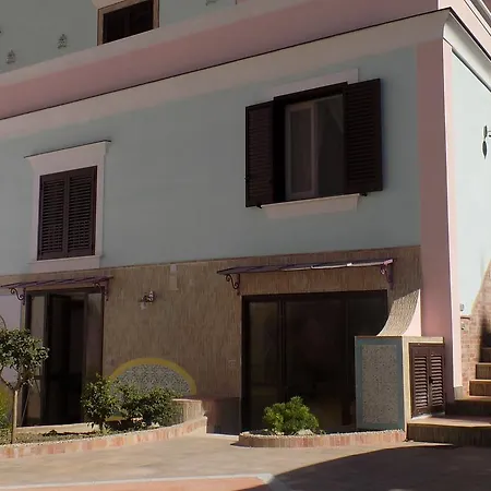 Dimora L'orchidea Holiday home *