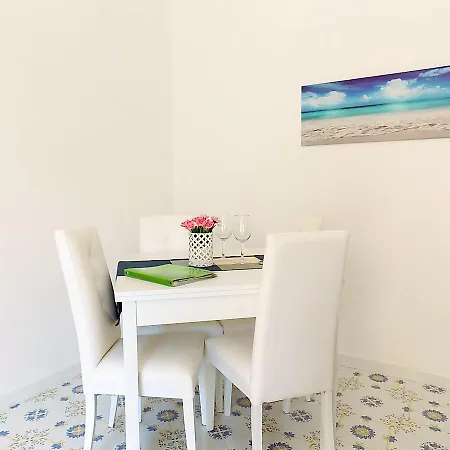 Dimora L'orchidea Holiday home *